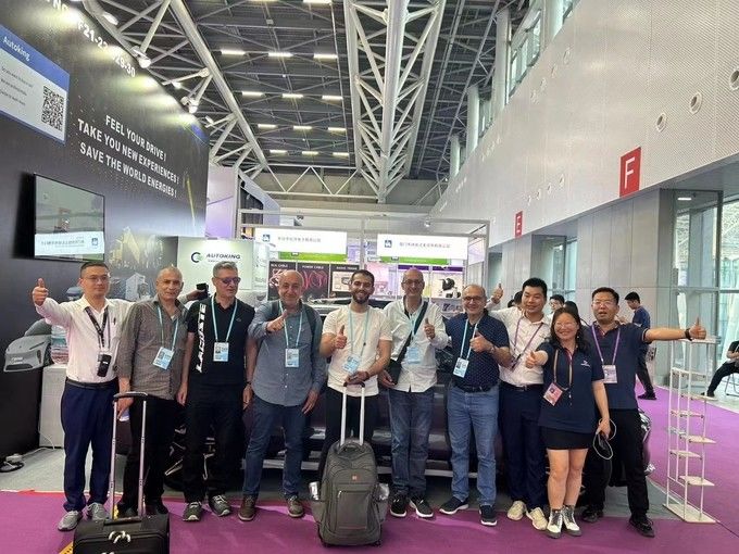 Henan Autoking Industry Co., Ltd. linia produkcyjna producenta